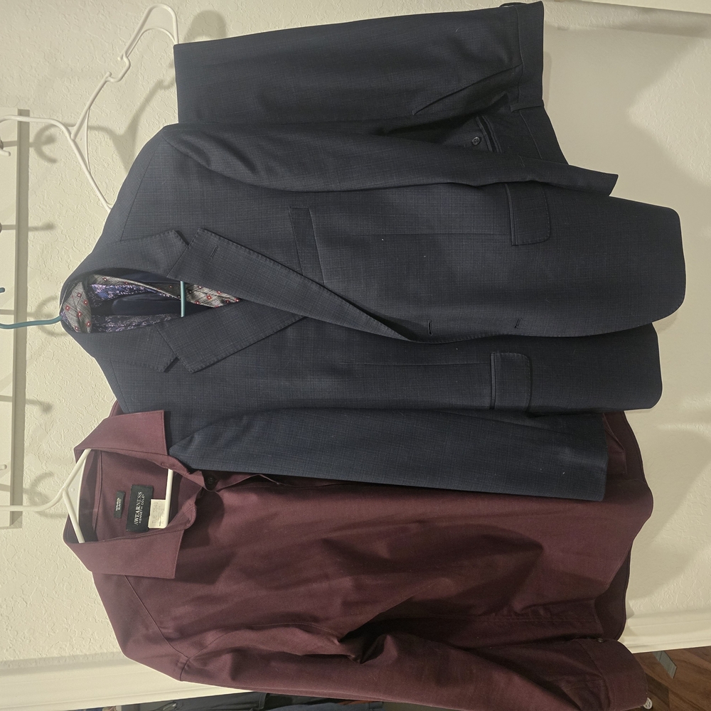 Navy Tommy Hilfiger Suit With Burgundy Shirt